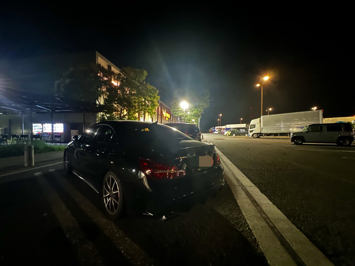 __Roadster__'s tweet photo. 深夜のPAっていいよね https://t.co/m2dGbZLWsM