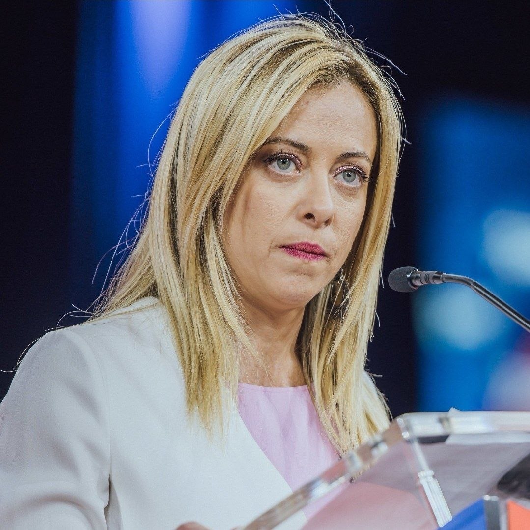graywolf_e's tweet photo. İtalya Başbakanı Meloni:

 İran'a yönelik saldırılara katılmıyoruz, katılmayacağız.

Sörloth Çağrı Balta Çelik Kubbe Skriniar Ece İrtem Çankaya Köşkü'nde TV 100 https://t.co/vUYwwbAiPE