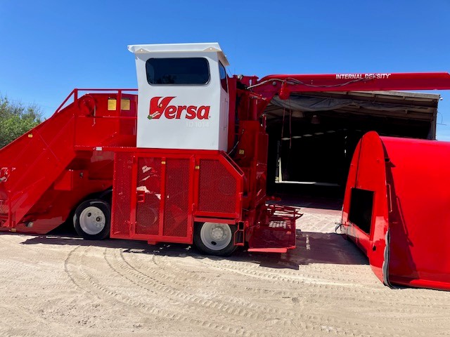 VersaBaggers's tweet photo. PRICE LOWERED AGAIN! 2006 ID1014 Versa Bagger for Sale. New Paint, Well Maintained: Hydraulic Oil Cooler, Bearings, Rotor Billet, Wheel Drive Motor, Drive Axle, Rotor Teeth. 13,300 hrs-Engine rebuilt at 9,000hrs. Choice of 12 or 14ft Tunnel. Located in California. Owner reduced to $200,000 Call Versa at 503-325-5187