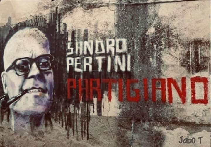 Teresa02247224's tweet photo. #sandropertinipresidente 
“Dietro ogni articolo della Carta Costituzionale stanno centinaia di giovani morti nella Resistenza. Quindi la Repubblica è una conquista nostra e dobbiamo difenderla, costi quel che costi.” https://t.co/Oa4tURpuzr