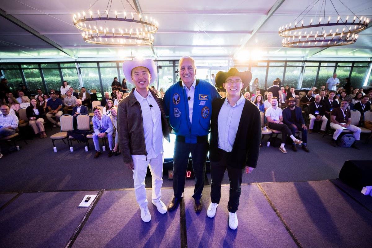 Mike Massimino tweet media