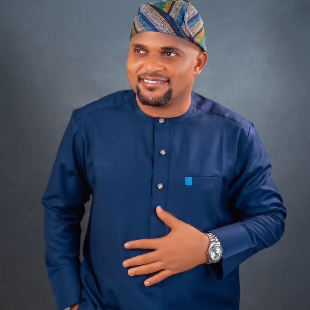 OsosaChris's tweet photo. I was having a chat with an old friend over the dynamics of the 2027 Presidential election in Nigeria. I made some strong points on how President Bola Ahmed Tinubu would be comfortably re-elected. My friend paused for a while and then said, "If Tinubu wins the election in 2027, na rigging." I smiled and asked him, how will Peter Obi win the election? He was quiet. Then I shifted to Atiku. How will Atiku win the election? He looked at me and couldn't say a word. I tapped his shoulder with a smile and just walked away. I was convinced he knows Tinubu will win the election but he is too hateful to accept the facts glaring at him. There are many like him making noise on social media but the denial won't change anything....

#Jagaban2027 again!