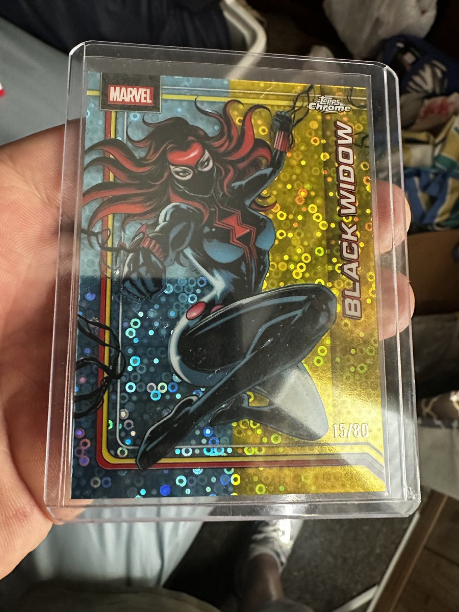 glassbyWHO's tweet photo. These cards are so dope!
#toppschrome
#marvel 
#wholovesyou https://t.co/ic0vdTkUmd