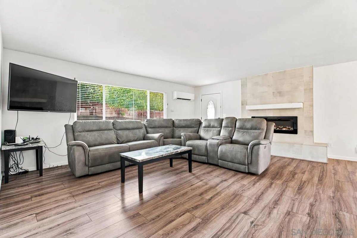 RamonaRealtor4U's tweet photo. 🏡 Open House Sun 7/12, 12–3 PM!📍 15773 Oak Valley Rd, Ramona West-end gem on nearly 1 acre! 🌄 Fully renovated in 2022 w/ new kitchen, baths, flooring, lighting, roof &amp; windows. New shed &amp; concrete slab, gazebo, fruit trees &amp; room for animals! Don't miss this turnkey property! https://t.co/0dI2ldkxoU