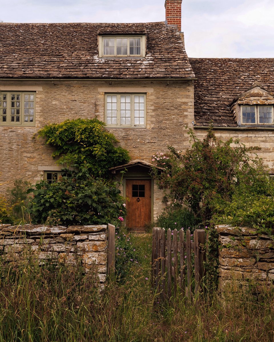 NatureRoot88's tweet photo. England countryside 🇬🇧 https://t.co/m3UDPnBenT