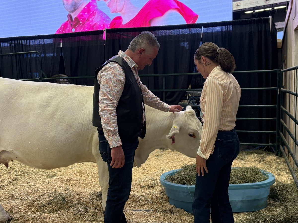 CornwallHeath's tweet photo. Canadian beef is recognized globally for its quality, safety, and reliability. Today, alongside @CanCattle and @CanadianBeef, we announced over $4 million through the AgriMarketing program to expand markets and strengthen demand for Canadian beef and veal. 

This investment will support promotion efforts in key regions and help position Canadian beef as a protein of choice. This work will help drive long‑term success for producers across the sector. And I’m proud to share this news right here in Calgary, Alberta — a place that embodies the strength, spirit, and leadership of Canada’s beef industry.

@albertabeef