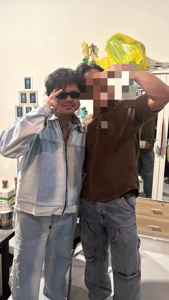 Okeebrok's tweet photo. @AdnanVeron himself https://t.co/E3QXjt1xMS