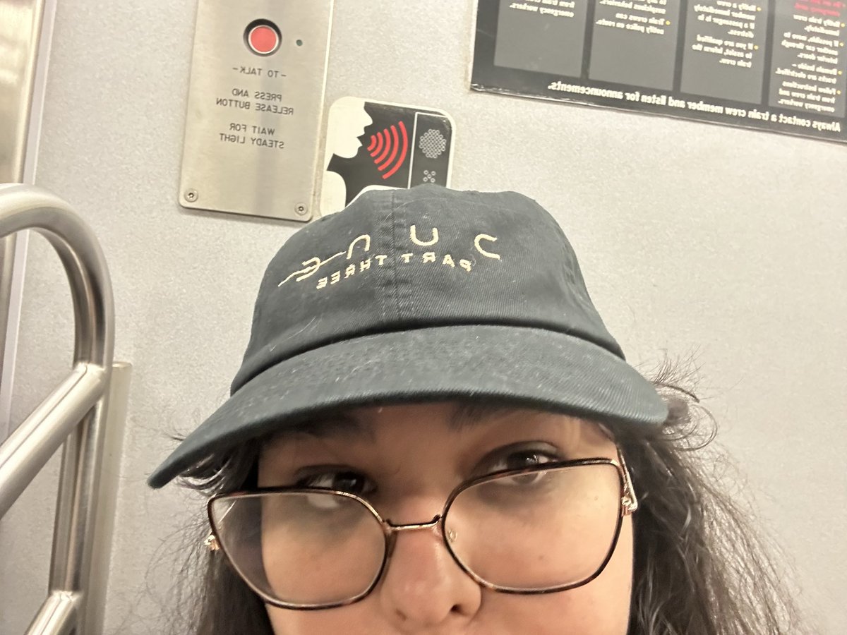 malvadaism's tweet photo. waited 4 hours to see exclusive footage for dune part 3 and denis villeneuve q&amp;a and all i got is this hat and poster (tech issues made them cancel the lincoln square showing lol) https://t.co/sbReSfVdDW