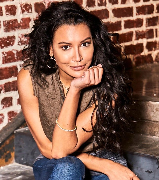 RunInWithATree8's tweet photo. She was just so beautiful 💜 love you Naya https://t.co/apQuGmG16P