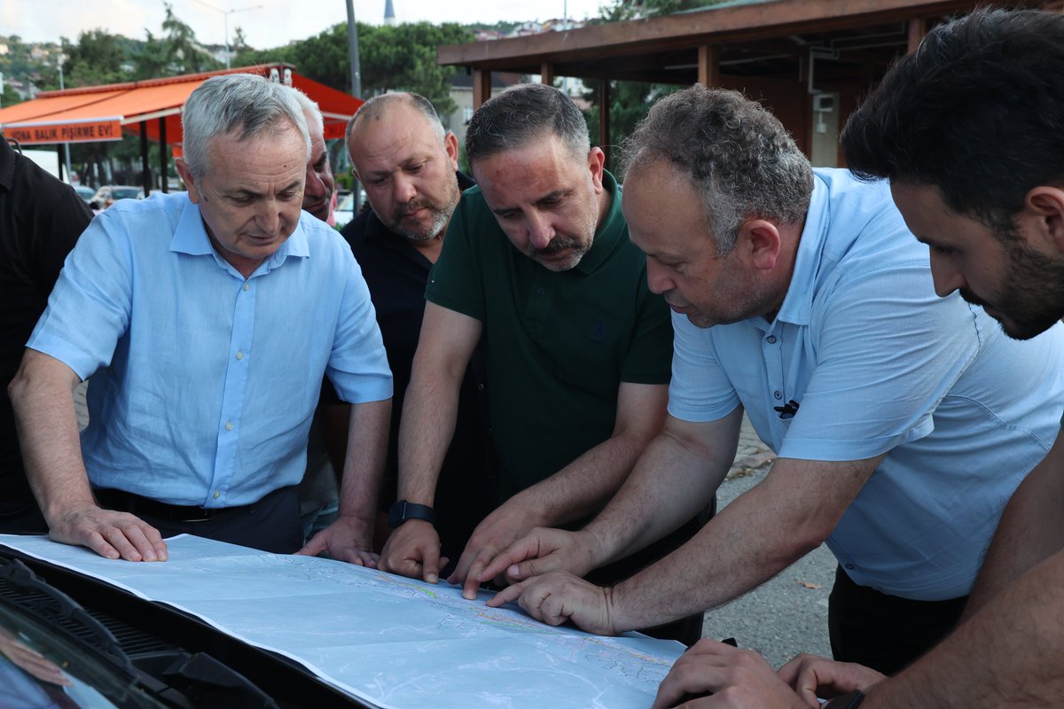 cihatalbayrak52's tweet photo. Ordu Büyükşehir Belediyesi Genel Sekreterimiz Sayın Abdulkadir Hatipoğlu, OSKİ Genel Müdürümüz Sayın Murat Us, OSKİ Genel Müdür Yardımcımız Sayın Okan Karadağ, Çevre Koruma ve Kontrol Dairesi Başkanımız Sayın Gülderen Aydın ve OSKİ Perşembe İlçe Şefimiz Sayın Ümit Bulut ile birlikte ilçemizde yapılması planlanan arıtma tesisi alanında incelemelerde bulunduk.

Perşembe’mize değer katacak bu önemli yatırımın en kısa sürede hayata geçirilmesi için çalışmalarımızı kararlılıkla sürdüreceğiz.