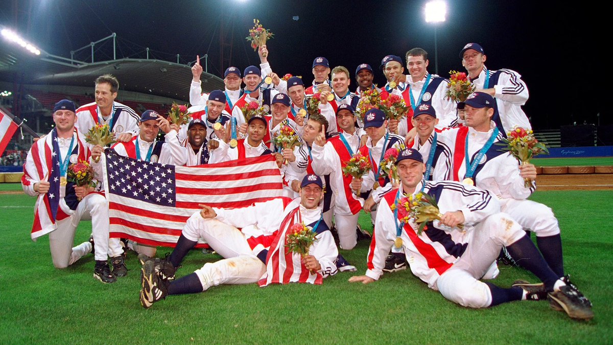 jjsayago's tweet photo. El torneo de béisbol ⚾️ de los @juegosolimpicos se ha disputado 6 veces y Estados Unidos 🇺🇸 lo ganó 🏅 una sola vez en Sidney 🇦🇺 2000. 

El coach de pitcheo de ese equipo dirigido por Tom Lasorda fue Phill Reagan quien hoy falleció. 

Descansa en paz Buitre https://t.co/01IyXD2cdg