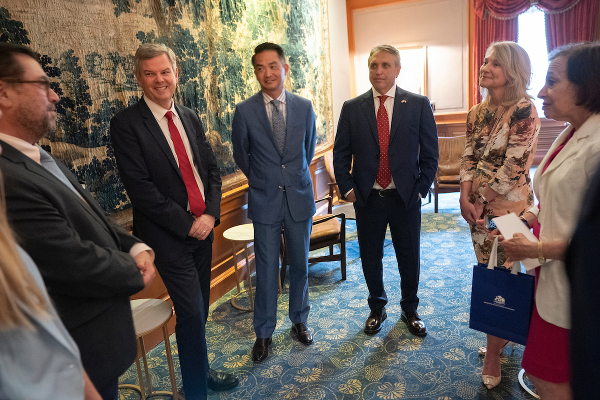 ASCOA's tweet photo. COA was honored to host Chilean Minister of Foreign Affairs @MinPerezMac and Chilean Ambassador to the U. S. Andrés Ergas Heymann (@EmbajadaChileUS) for a private dinner with our members at the University Club in DC on July 7.

During the discussion, Minister Pérez Mackenna shared his views on Chile’s foreign policy priorities and the country’s role in an increasingly interconnected global economy. Participants discussed the country's longstanding commitment to open trade, international integration, and regional cooperation, as well as opportunities to strengthen its ties with the United States and other strategic partners.

Thank you to Minister Pérez Mackenna, Ambassador Ergas, the minister’s team, and our members for engaging in this important conversation.