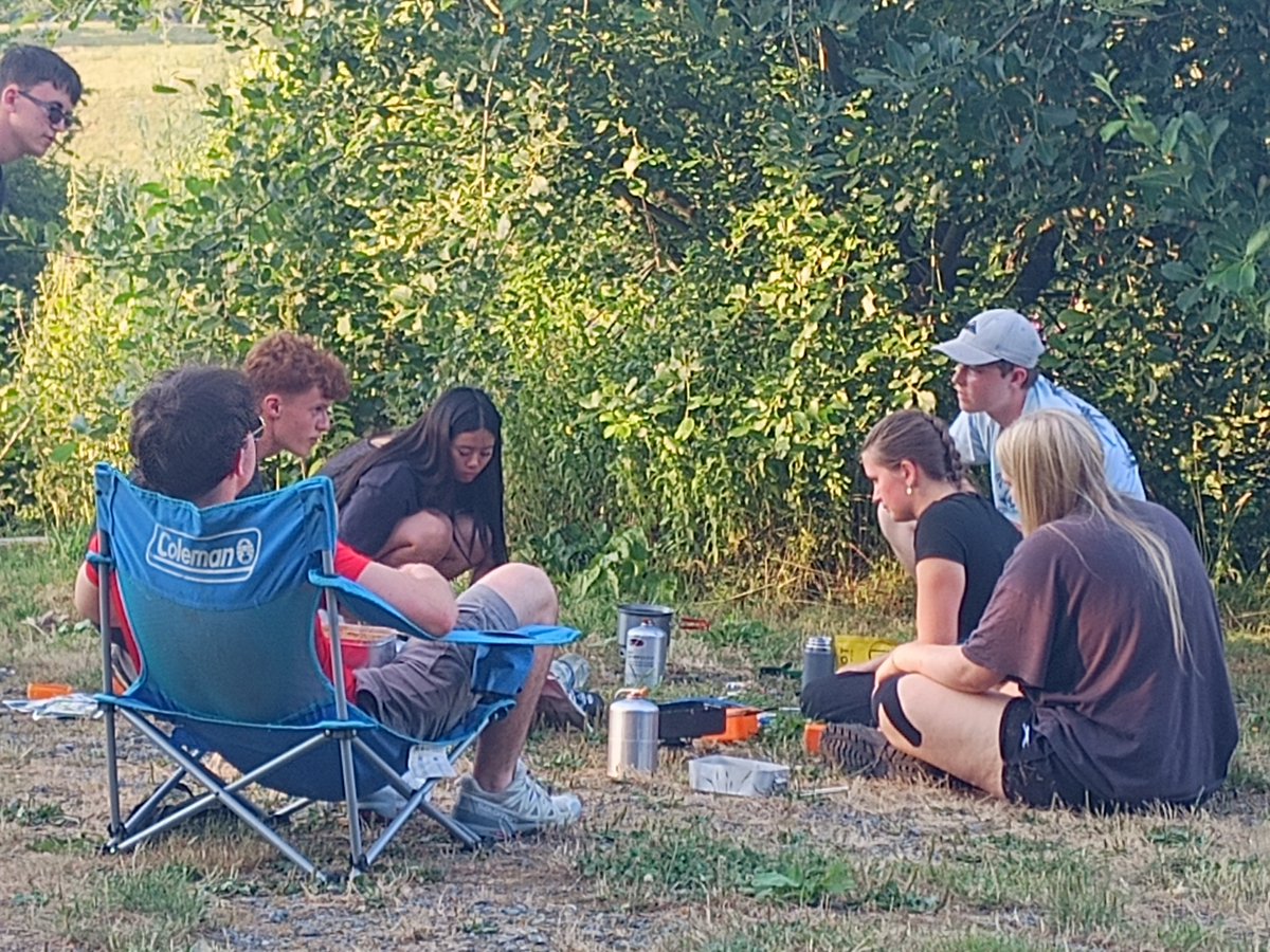 HolmerGreenSnr's tweet photo. Day 3 of the Gold @DofE Award done! Very hot today in the Brecon Beacons, but the students showed grit and determination to get it done. Tomorrow we go again into day 4. Well done all! @BXMOutdoors #passion #workhard https://t.co/pqGBFfwV74