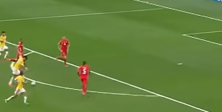 DenkoOscorp's tweet photo. @Andres_Guerrer_ @Vendetta1313_ pero no van a detestar a Suarez que tuvo una de frente al arco y pateo como amateur siendo profesional y titular constante, pero culpemos al que pateo con angulo cerrado ya sin condición fisica. https://t.co/OKaXlR9hO4