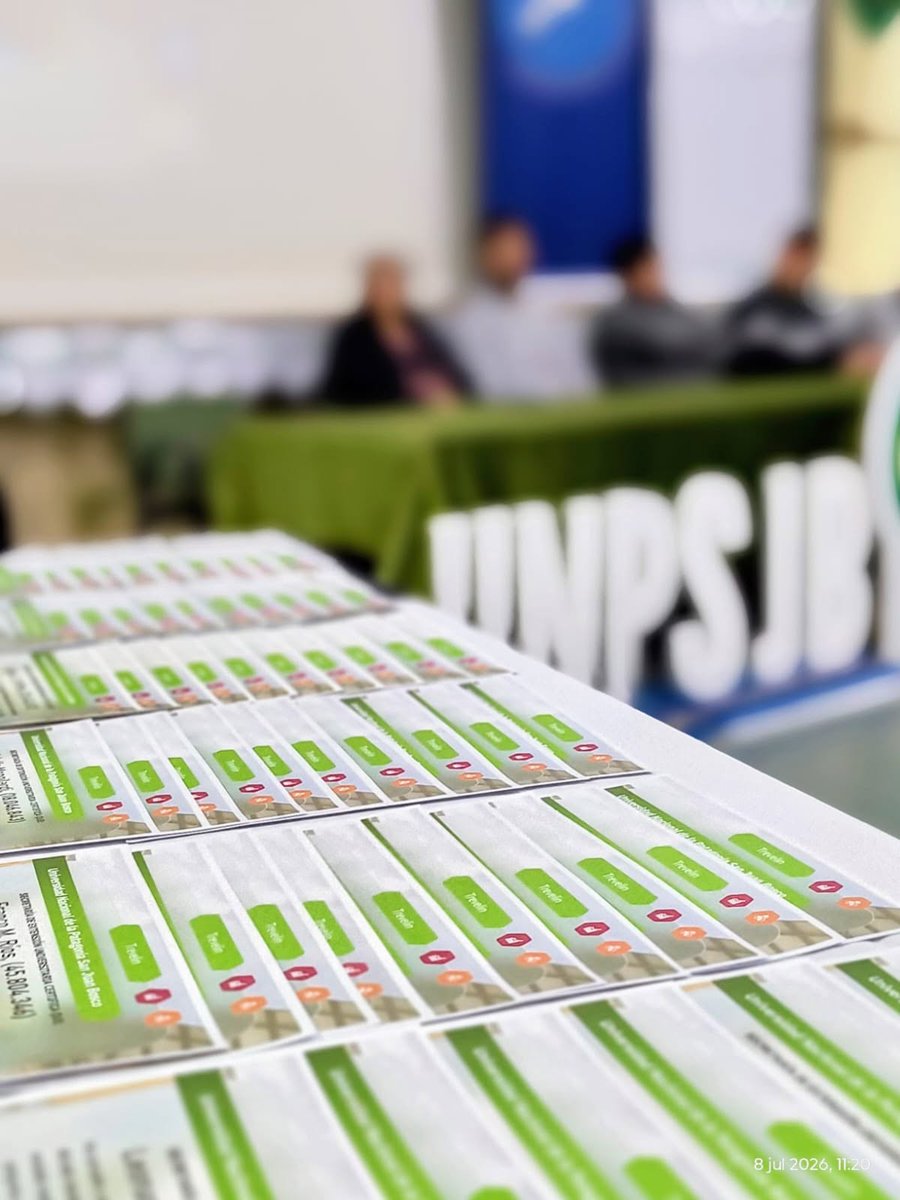 UnpsjbEsquel's tweet photo. En Trevelin se entregaron certificados del curso de Instalaciones Eléctricas Domiciliarias #UNPSJB https://t.co/RHorn36pYA