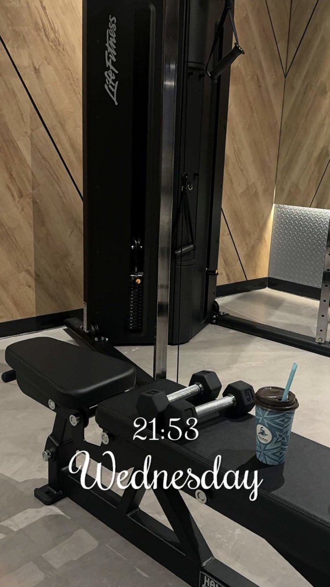 xad7e's tweet photo. 🏋🏼 https://t.co/VDMSTxnrCt