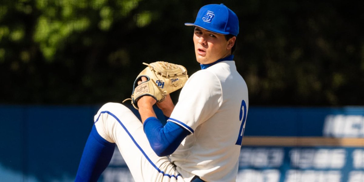 MLBPipeline's tweet photo. Jackson Flora is the next great pitcher to come out of UC Santa Barbara.

MLB's No. 4 Draft prospect is always learning and growing -- literally, as he's gone from a 5-foot-4 high schooler to 6-foot-5 potential ace:
https://t.co/MMVRIJZgLx https://t.co/tHJvH8fOvS