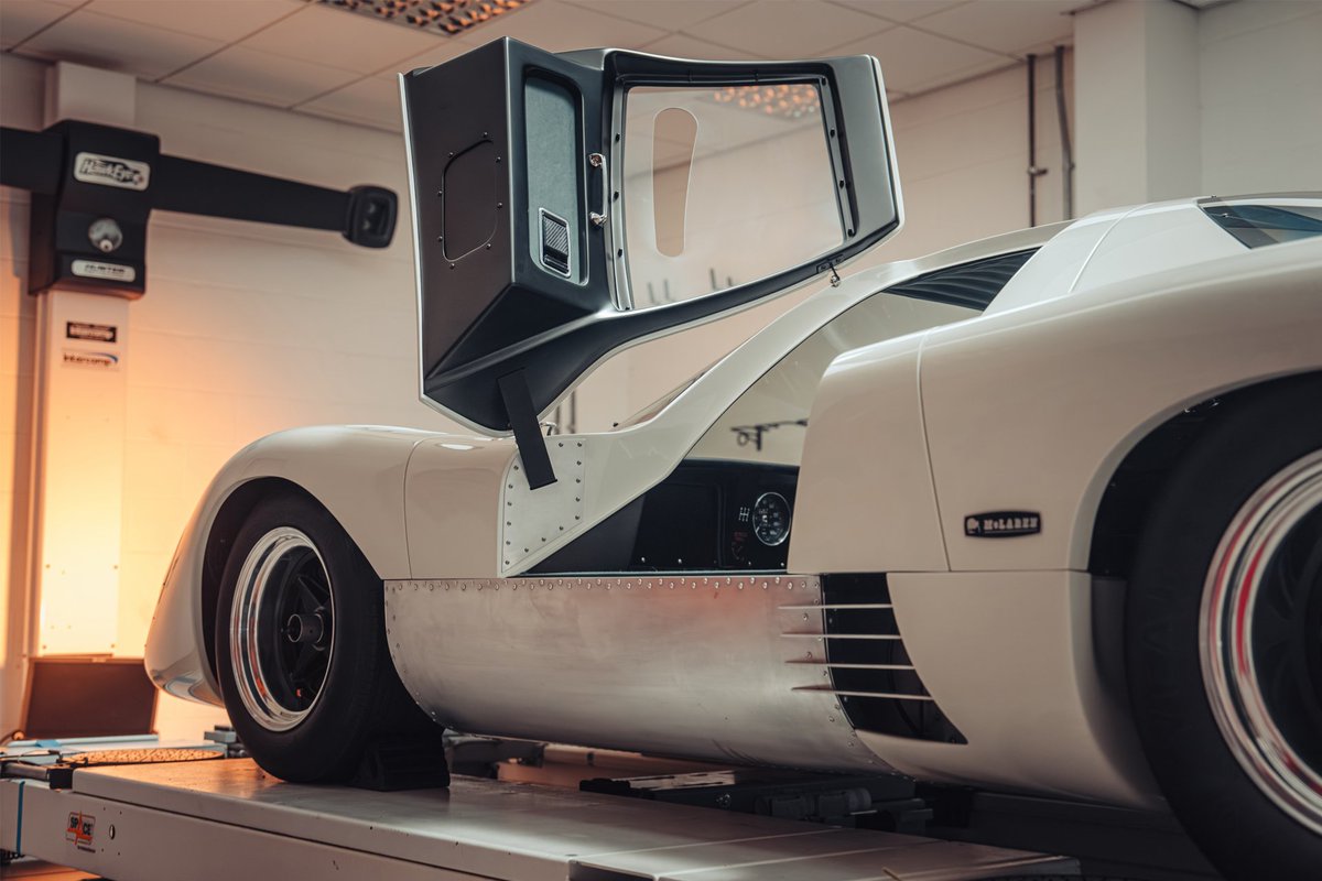 kotecinho's tweet photo. McLaren M6GT One-Off Tribute Car https://t.co/WkKafu9Oev