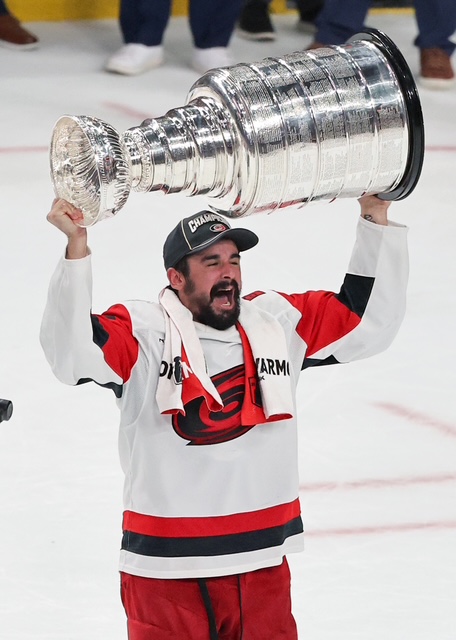 MillettMD's tweet photo. Congrats to the #CarolinaHurricanes on their #StanleyCup victory! Thanks to #MarkJankowski and #SethJarvis for allowing us to share these great photos. https://t.co/a44g9DyBsJ
