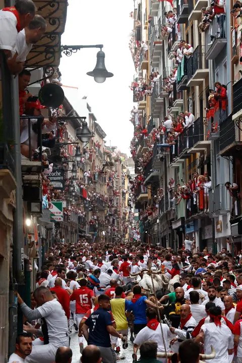 Magicalspain's tweet photo. Sanfermines before Hemingway // Sanfermines after Hemingway https://t.co/ImPk70F96M
