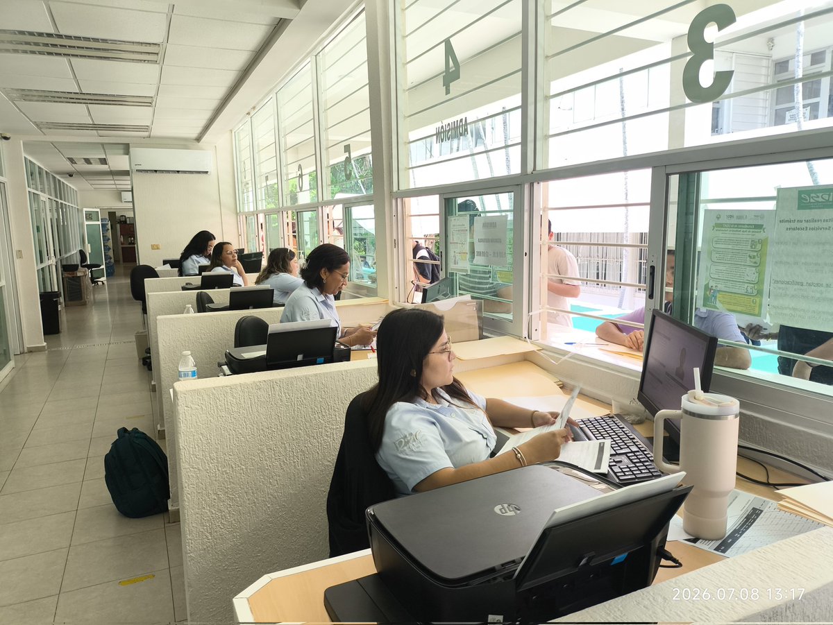 BuzonDse's tweet photo. La Universidad Juárez Autónoma de Tabasco inició este miércoles 8 de julio la tercera etapa del proceso de admisión, que comprende la validación de documentos e inscripción de los aspirantes aceptados para el ciclo escolar agosto 2026 - febrero 2027. https://t.co/aAOFRhLrU8