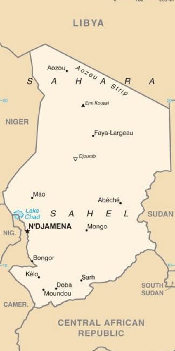 Abakar_1e's tweet photo. #Faya_Largeau, la reine du Grand Nord !  C'est la plus grande oasis du #Tchad et le cœur battant du Borkou. Entre ses palmeraies magnifiques, son histoire et la beauté unique de son désert  🇹🇩 https://t.co/f8LpqgcPUJ