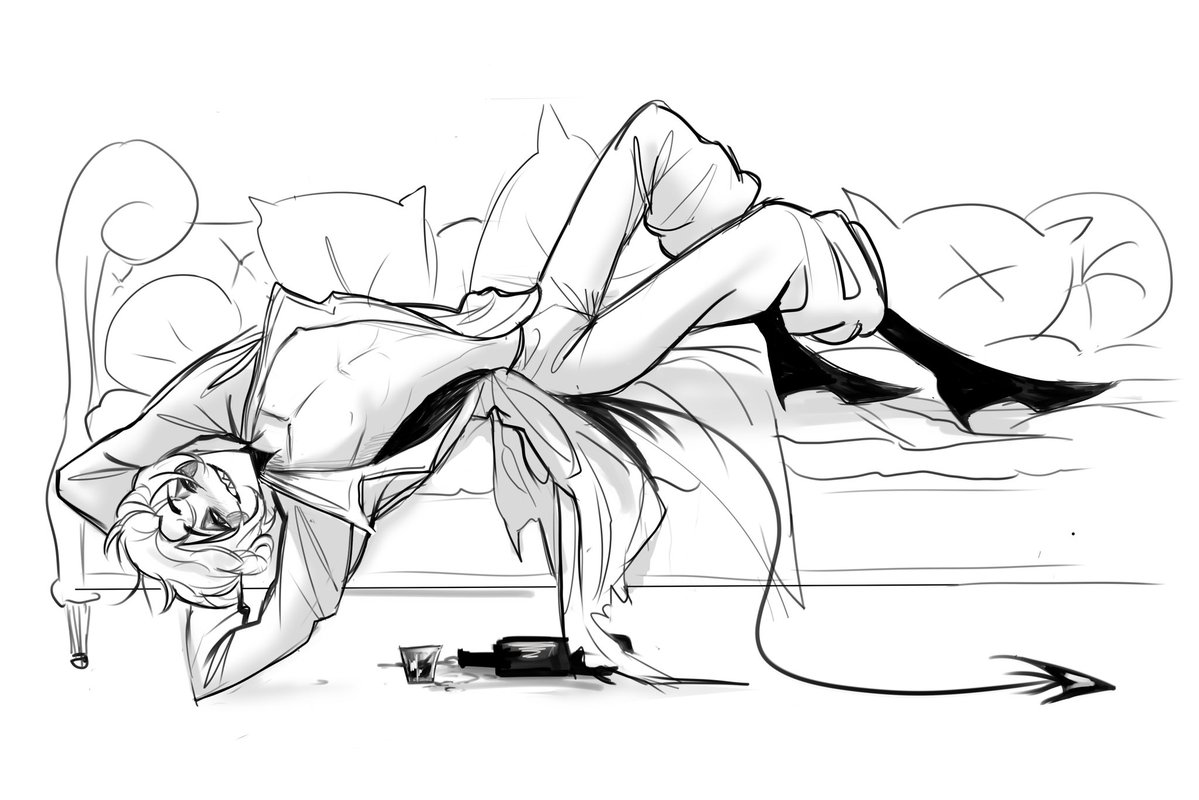 Nalo_min's tweet photo. Alastor lost his jacket. Lucifer lost all shame
#LuciferMorningstar #radioapple #Lucifer https://t.co/wWXoCvrCGm