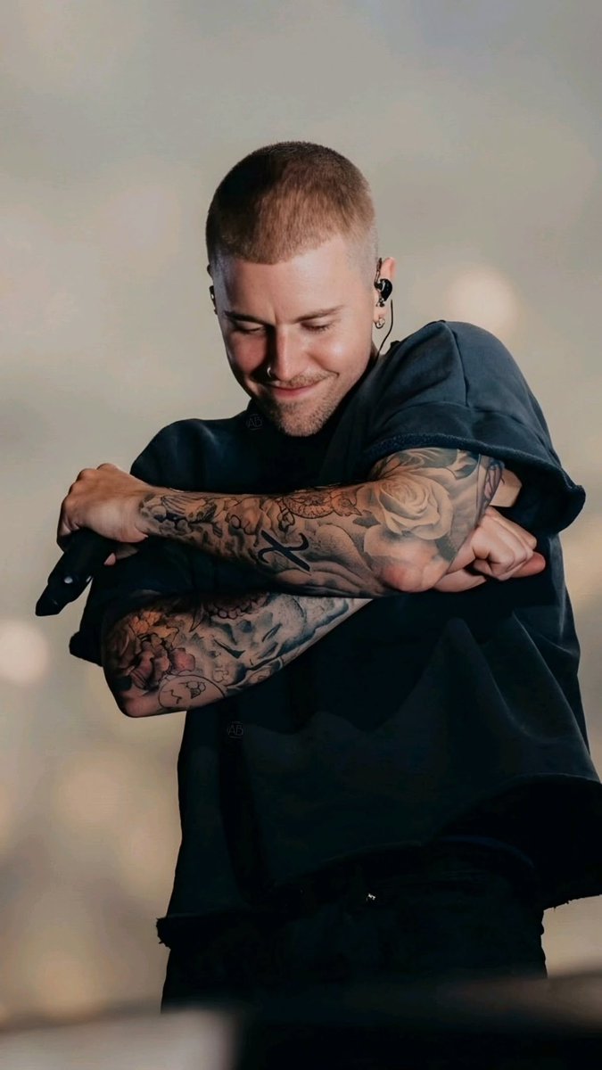 postsjustin's tweet photo. Justin Bieber will be performing at The 2026 FIFA World Cup Final halftime show on Sunday, July 19, 2026. 🏟️ https://t.co/vdnEE7QgAP