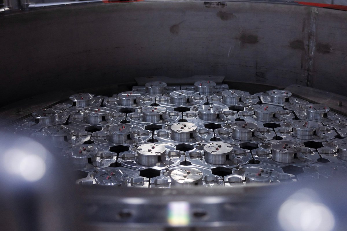 AaloAtomics's tweet photo. Following our zero-power criticality, here is the upcoming technical roadmap for Aalo:

- Testing and operator training at the Critical Test Reactor.
- Manufacturing and construction at Aalo-X, our 10 MWe full-scale power plant and second reactor.
- Construction and component testing at Aalo-0, full-scale sodium loop.
- Expansion of manufacturing space by an order of magnitude, with assembly-line design.

Net, our approach is to take the shortest path to scaled, commercial reactor deployment:

1) Full-scale zero-power criticality
2) Full-power (10 MWe) power plant (next).
3) Deployment of commercial Pod (50 MWe) to a customer.

We look forward to an exciting post-criticality roadmap to advance the commercial progress of modular nuclear power in the U.S.
