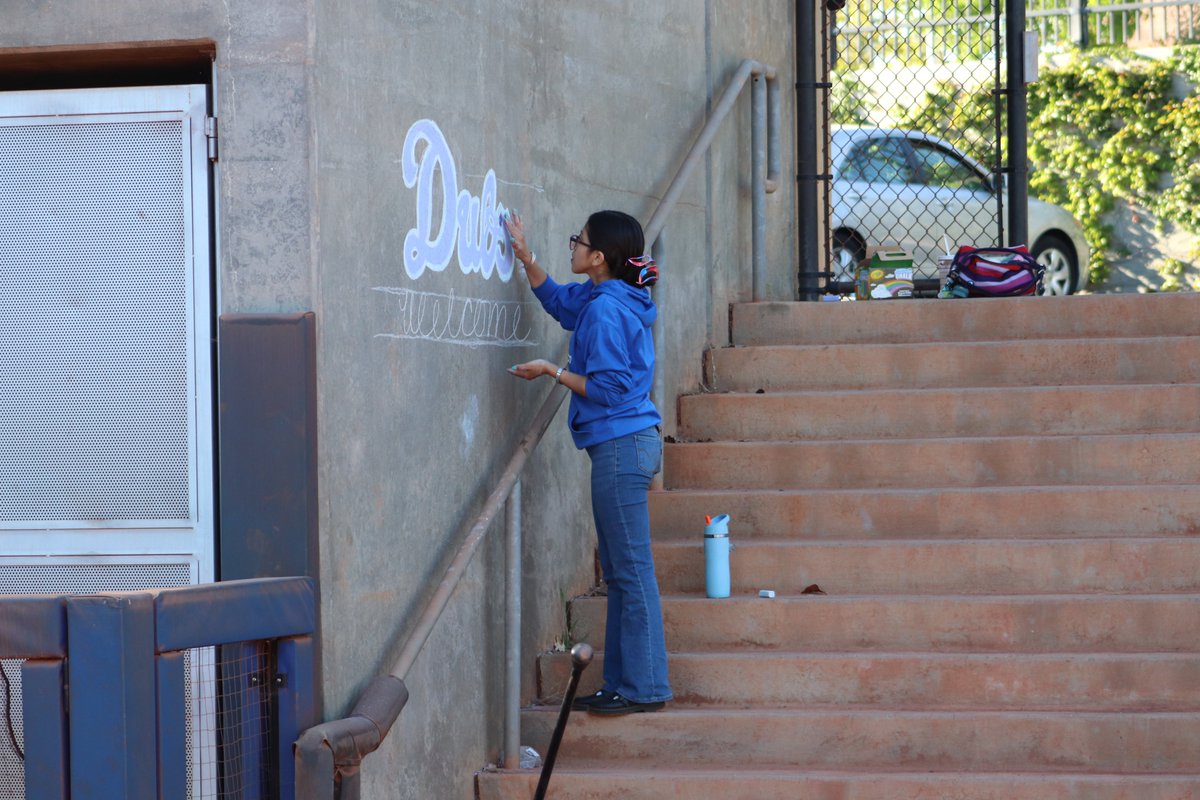 dubsbaseball_'s tweet photo. Big Thanks to Mia Trejo Vargas for chalking up our logo at McKelvey Ballpark!

Come check it this Saturday at our last home games. https://t.co/QSAt4ikJVE