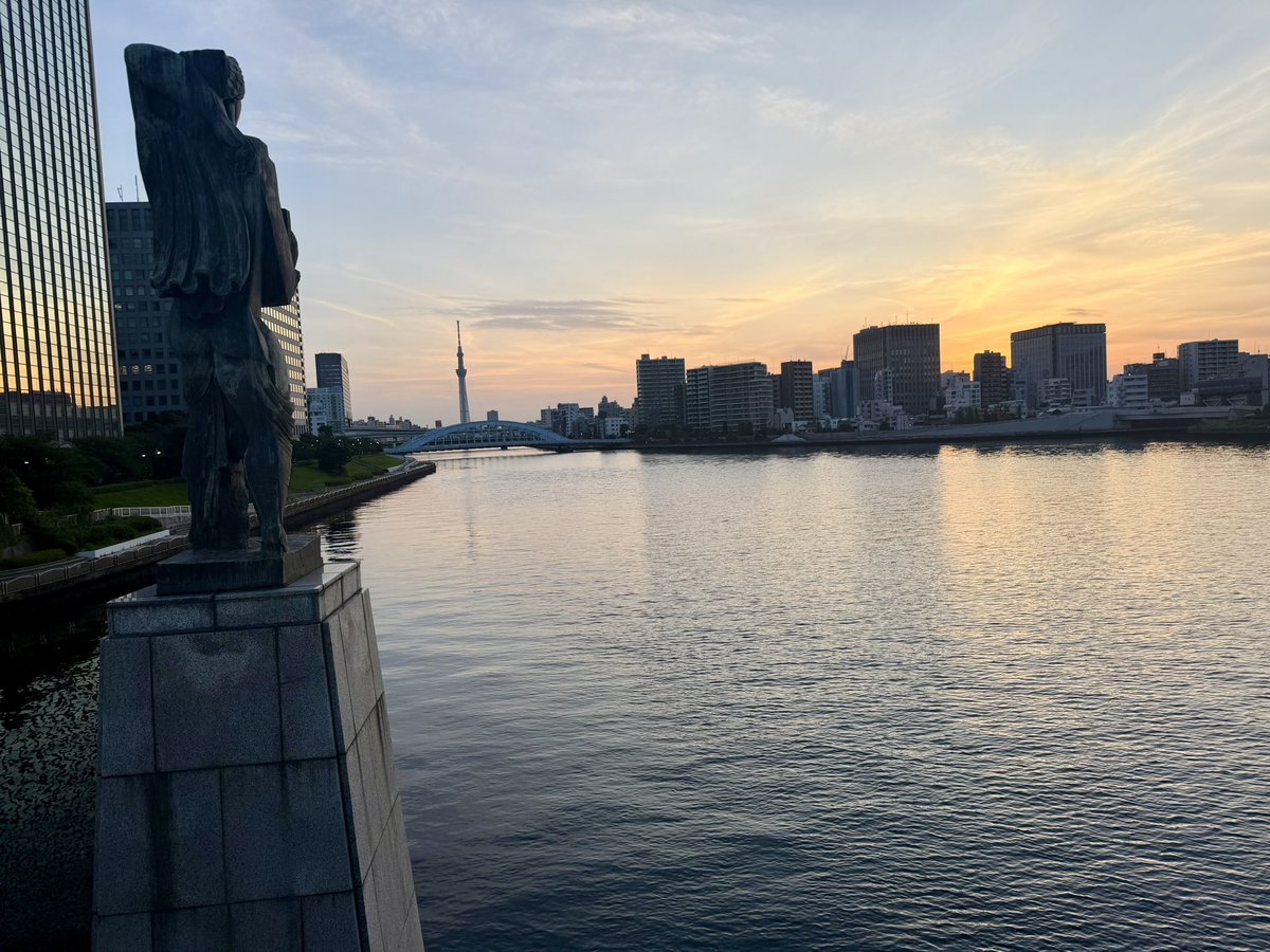 Coach_AlJohnson's tweet photo. Good Morning Tokyo! Jet lag is real https://t.co/BQFpBu1RW8