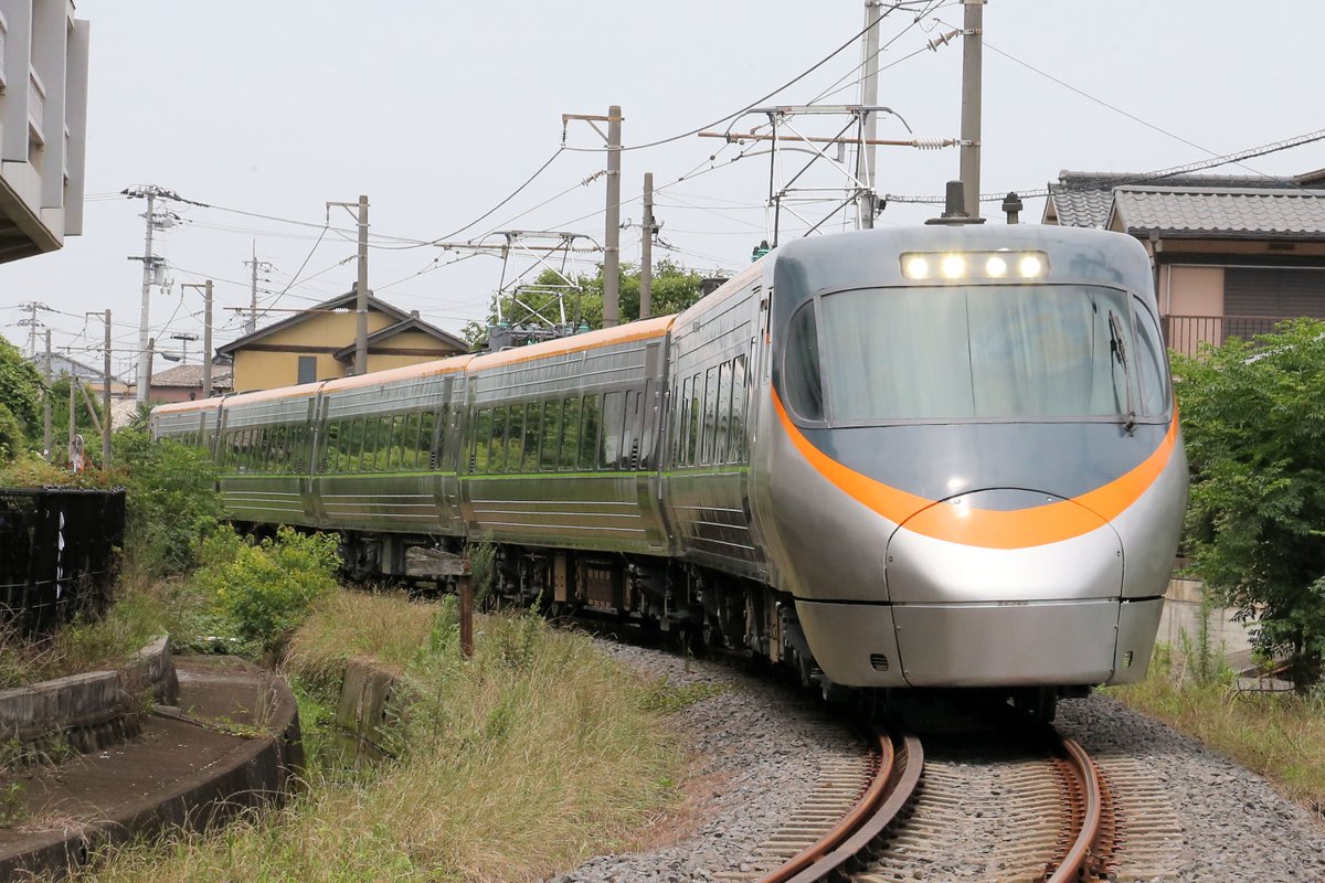 2026年7月7日、松山運転所8600系特急電車L2編成が多度津工場の検査を