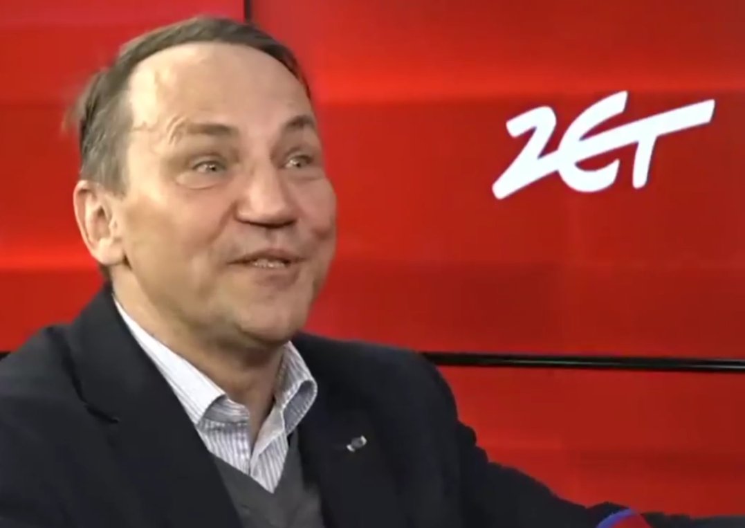procesor_x's tweet photo. Pytanie do Polaków: wy serio nie widzicie tego, że to jest zwykły menel, cham, buc i prostak z manią wyższości? Jest jakaś mała szansa, że po dzisiejszych jego wyczynach na X, parę osób się z tą informacją oswoi. https://t.co/hSfcbMmrF1