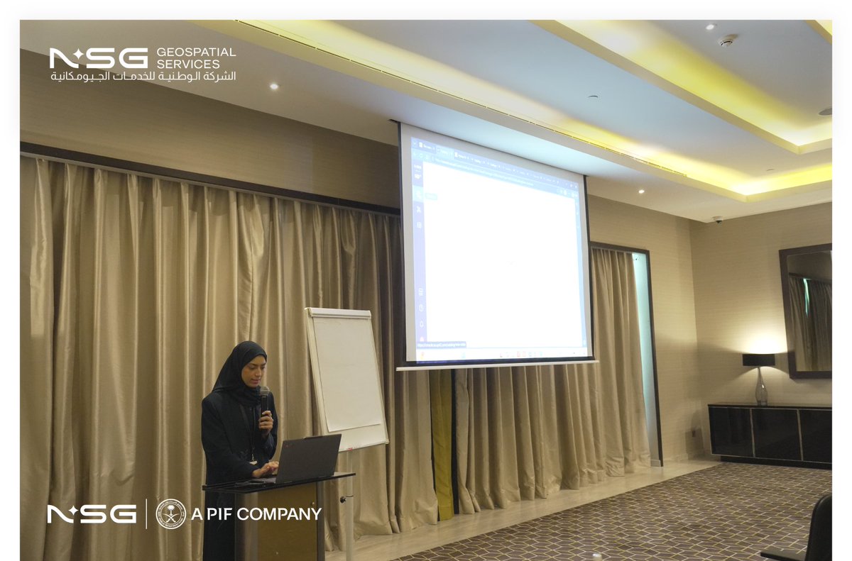 NeoSpaceGroup's tweet photo. من المملكة.. إلى المملكة، نزرع المستقبل ونعزز استدامة البيئة بحلول فضائية متقدمة.

اختتمت مجموعة نيو للفضاء (NSG) اليوم ورشة عمل متخصصة في حلولها الفضائية والجيومكانية المتقدمة لقطاعي الزراعة والبيئة، حيث شكّلت الورشة منصة استراتيجية لتبادل الخبرات مع نخبة من ممثلي الجهات الحكومية والخبراء. 

استُعرض خلالها كيف تساهم حلول مجموعة نيو للفضاء (NSG) في دفع عجلة الاستدامة وتطوير هذه القطاعات الحيوية في المملكة، بما يدعم اتخاذ قرارات ذكية وسريعة بكفاءة عالية.

كما سُلط الضوء في هذه الورشة على قدرات المجموعة في تسخير تقنيات الفضاء من الجيل الجديد، من خلال الحلول المتكاملة:

-  منصة NSG UP42: لرصد الأرض من خلال الصور الفضائية المتقدمة وإتاحة الوصول إلى البيانات.

-  منصتا NeoEye و NeoMaps:  للاستطلاعات الجيومكانية الوطنية المتقدمة وحلول الخرائط.

-  الاتصالات الفضائية: لتوفير اتصال موثوق وآمن وفعّال من حيث التكلفة، يدعم تبادل البيانات، والمراقبة الفورية، واتخاذ القرار عبر المناطق واسعة النطاق والنائية.

لماذا تعد هذه الحلول ركيزة لمستقبلنا؟

دقة في اتخاذ القرار: توفير صور فضائية وبيانات جيومكانية موثوقة تدعم التخطيط الاستراتيجي بكفاءة عالية.

إدارة ذكية للموارد: تعزيز كفاءة استخدام المياه، مراقبة المحاصيل، ورصد التغيرات البيئية بدقة فائقة حتى في المناطق النائية، باستخدام الذكاء الاصطناعي وبقدرات وطنية متمكنة.

ومن خلال استعراض تطبيقات متخصصة في مراقبة المحاصيل، وإدارة الموارد المائية، ومتابعة التغيرات البيئية، أبرزت المجموعة دور تقنيات الفضاء في دعم الأمن الغذائي، ورفع كفاءة إدارة الموارد، وتعزيز الاستدامة، بما ينسجم مع مستهدفات رؤية السعودية 2030.

شكراً لكل من شاركنا اليوم. حضوركم وتفاعلكم هو الوقود الحقيقي لابتكاراتنا. ونؤكد في مجموعة نيو للفضاء استمرار التزامنا بتمكين الجهات الوطنية بحلول فضائية وجيومكانية متقدمة، وبناء القدرات والكفاءات الوطنية، بما يسهم في تنمية اقتصاد معرفي مستدام يخدم حاضر المملكة ومستقبلها.

#مجموعة_نيو_للفضاء
#مراقبة_الأرض
#إحدى_شركات_صندوق_الاستثمارات_العامة
#منصة_نيوأي
#الشركة_الوطنية_للخدمات_الجيومكانية
@NSG_Geospatial 
#NSGUP42