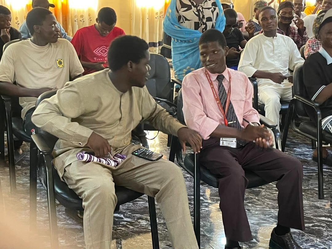 TheHaryo's tweet photo. Today was another reminder that service earns trust.

Team STEWARD was at the NRC Meeting in the Faculty of Environmental Sciences, where we also received heartfelt words of support during a lecturer’s birthday celebration.

We remain committed to serving.

#lautechdecides2026 https://t.co/EDpOKbKPU9