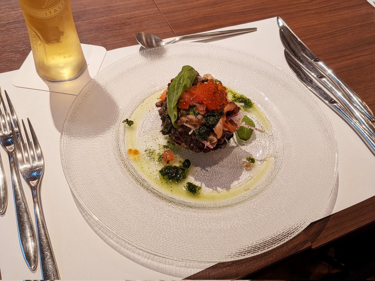 Hibiki27687980's tweet photo. フレンチの梯子という面白い状況だけど大満足
#AGORACAFE
#フレンチ
#三越前
#日本橋 https://t.co/tH2q3XjhbO