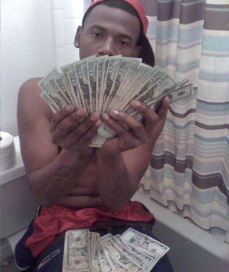 pradablack256's tweet photo. @MoneyBaggYo https://t.co/FQS5wAGIpI