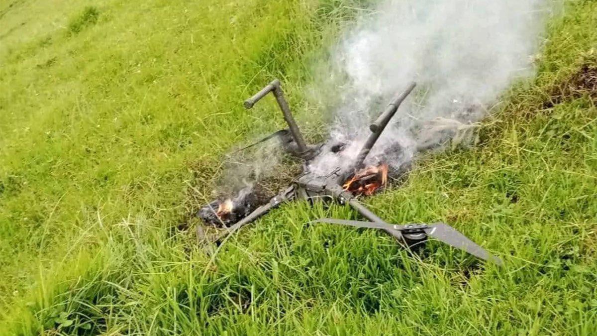 Narcisse27894's tweet photo. ⛔️‼️#RDC :"Le Rwanda s’est permis de tirer des drones sur notre territoire, dans notre province, à partir du Rwanda. Et ces drones ont eu des conséquences néfastes parce que nous enregistrons beaucoup de morts parmi les civils», a déclaré le gouv. Sud-Kivu, Jean-Jacques Elakano https://t.co/wiBc0ONSne