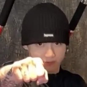 koogifs's tweet photo. 🥺 👊 https://t.co/KwF4mmNvYu
