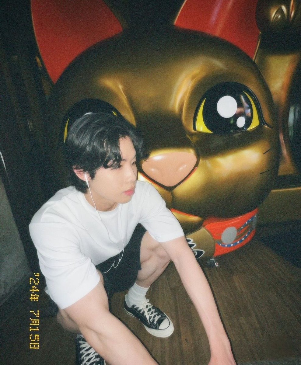 isodontleave's tweet photo. “Since a youngin' I knew I'd be great” 🎶 https://t.co/5KSSNRDlxD