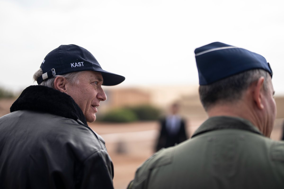 PresidenteKast's tweet photo. En la Base Aérea Cerro Moreno participamos en el Ejercicio Aéreo Multidominio Salitre V 2026. La defensa de Chile exige preparación, tecnología y coordinación. Este encuentro fortalece la cooperación y nuestra capacidad de responder a distintos escenarios. https://t.co/BiiY8X5rbe