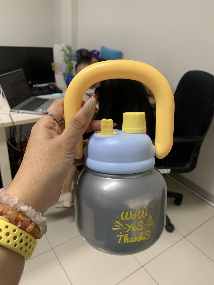 yellowheartless's tweet photo. Birthday gift dari orang-orangku tersayang, terima kasih 🥹✨❤️ https://t.co/1VFSW5PsfH
