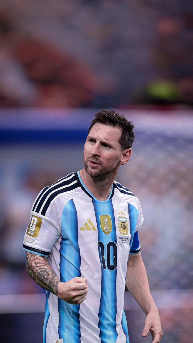 LionelMessiTR_'s tweet photo. Messi'nin beslenme uzmanı, onun 2022 Dünya Kupası'na kıyasla şu anda çok daha iyi bir fiziksel durumda olduğunu açıkladı. https://t.co/gOia4MvFWE