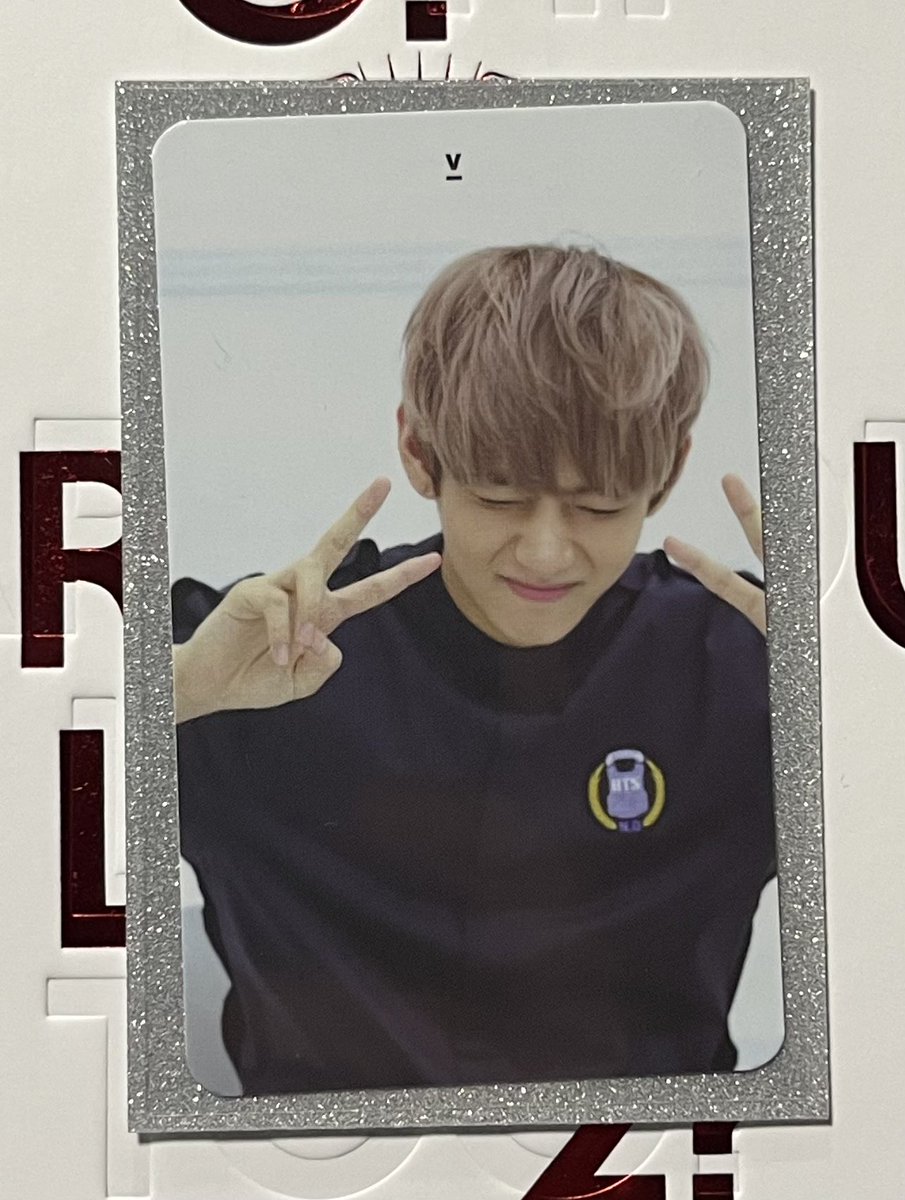 sh0k1e_'s tweet photo. ⭐️ 𝚟𝚎𝚗𝚍𝚘

Taehyung O!RUL8,2?
45 reais + frete
pagamento imediato 
não contém avaria

envio sexta feira https://t.co/XaWX3jfWzt