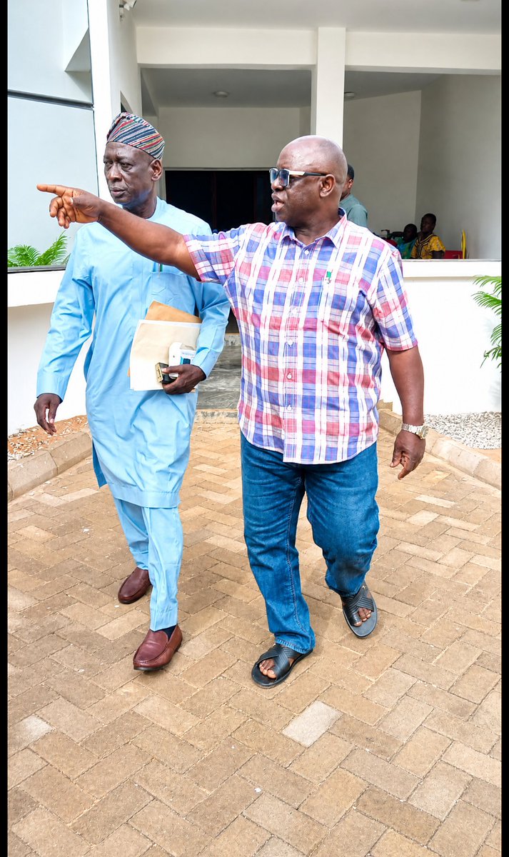 SemaBenue's tweet photo. SIR JAMES IORPUU HOSTS NASARAWA SEMA BOSS.
Benue SEMA hosted the Nasarawa SEMA Director-General on a study tour to learn from its reforms,disaster response system,and humanitarian coordination,strengthening inter-state collaboration and reaffirming Benue SEMA as a regional model. https://t.co/XDhiUWlpvR