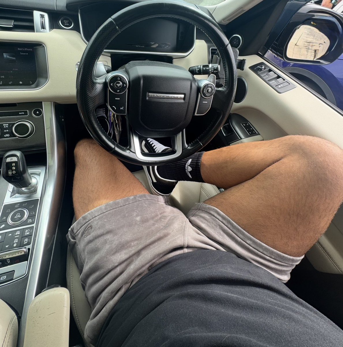 NawtyUK_Cpl's tweet photo. Who does it better? #carpose #couplesplay #content https://t.co/ScgJzGDJ4T