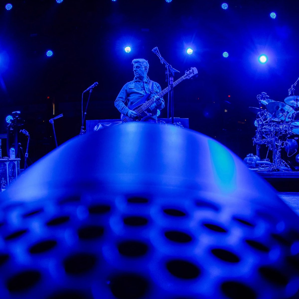 RelixMag's tweet photo. Phish kicked off their summer tour last night at Madison, WI’s Kohl Center. It was not only the Vermont Quartet’s first show in the college town of Madison since November 1998 but also their first show anywhere in The Badger State besides East Troy, WI’s Alpine Valley, their regular haunt, since that late ’90s show. The group jumped right into things, kicking off their first set with an extended, unfinished, 10-plus-minute “Chalk Dust Torture” that segued into another ’90s classic, an almost 14-minute “Ghost.” From there, after Trey Anastasio told the crowd, “It’s good to be back,” the group offered a version of “Back on the Train,” a song that always feels fitting at the beginning of a run, that segued into the Billy Breathes single “Free.”

Read more at the link in bio.