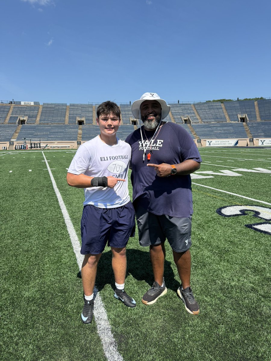 KwokElijah's tweet photo. Had a great day today at the @yalefootball camp! Thank you @Bigstef72 and @zachdeldin for coaching up the offensive line. Cannot wait to continue my journey with Yale! https://t.co/j41a3d7t5z