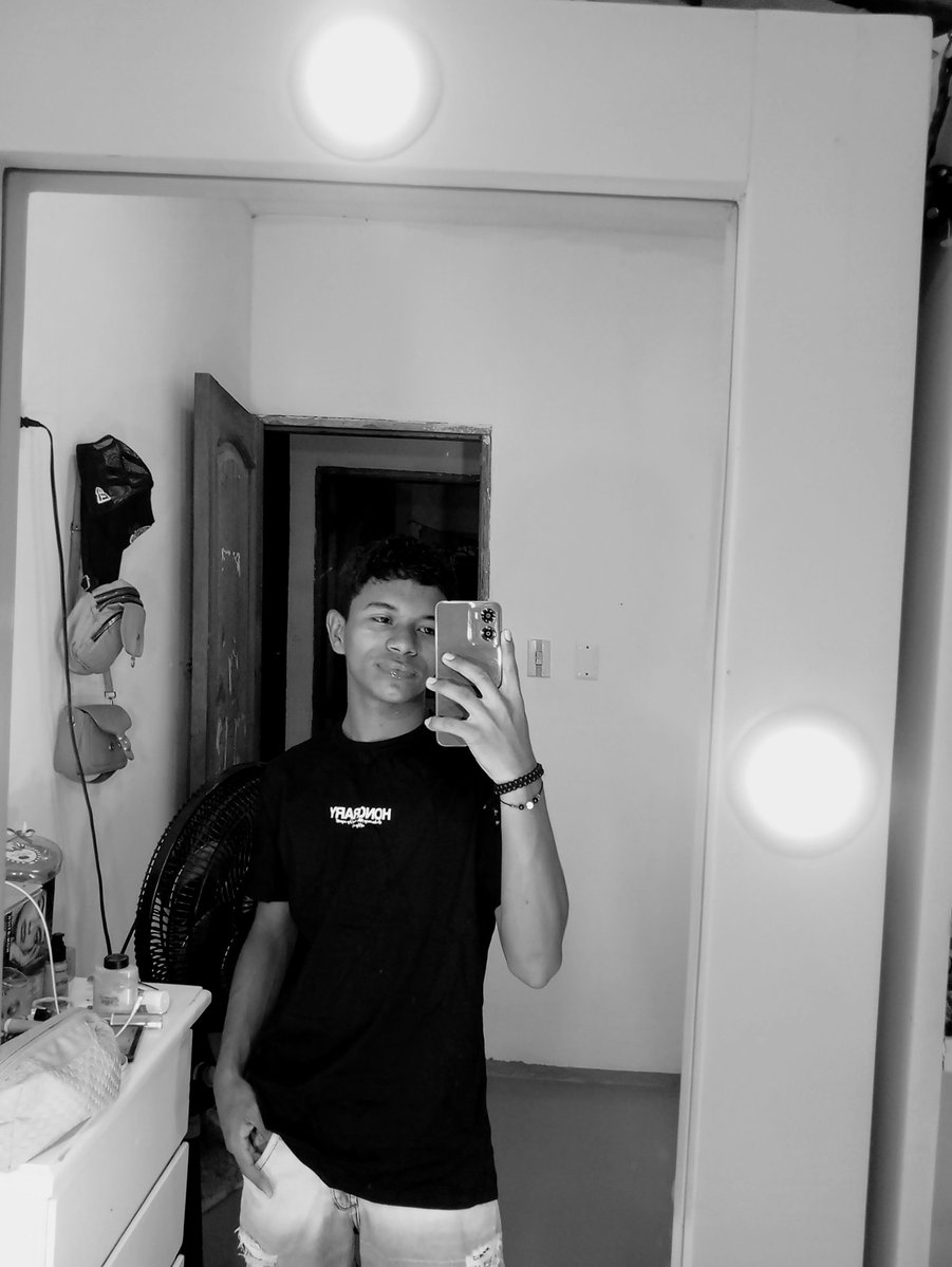 Danielp01_'s tweet photo. 🖤 https://t.co/aksslUS1yw