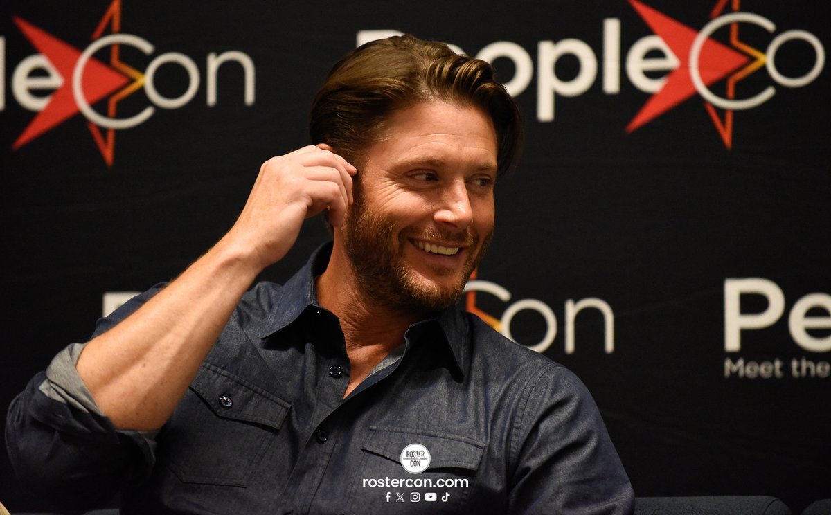 J_AcklesNews's tweet photo. Jensen at #DarkLightCon7.
#JensenAckles #DLC7 #DarkLight #SPN #SPNFamily
🔗https://t.co/DuD6yktRvI https://t.co/EH7HR8dq5i